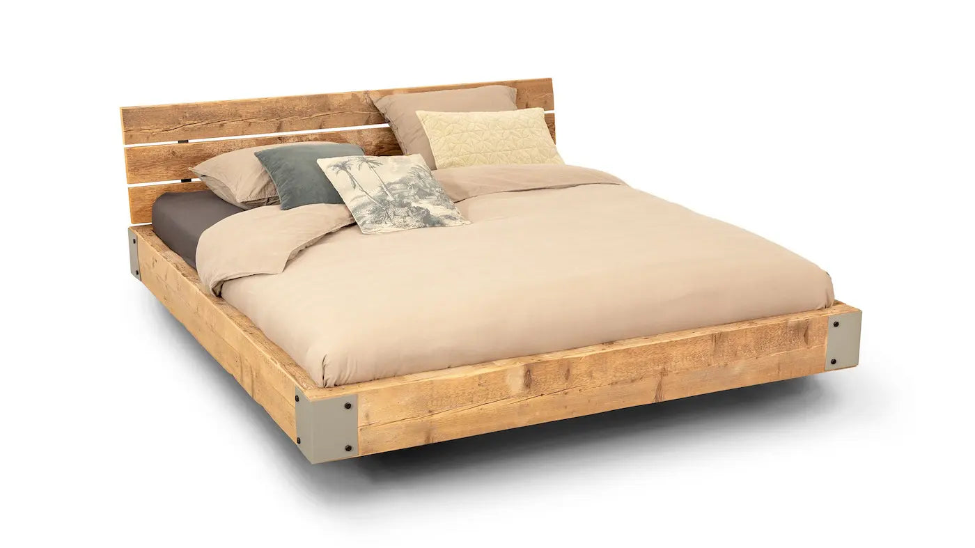 Houten tweepersoonsbedden
