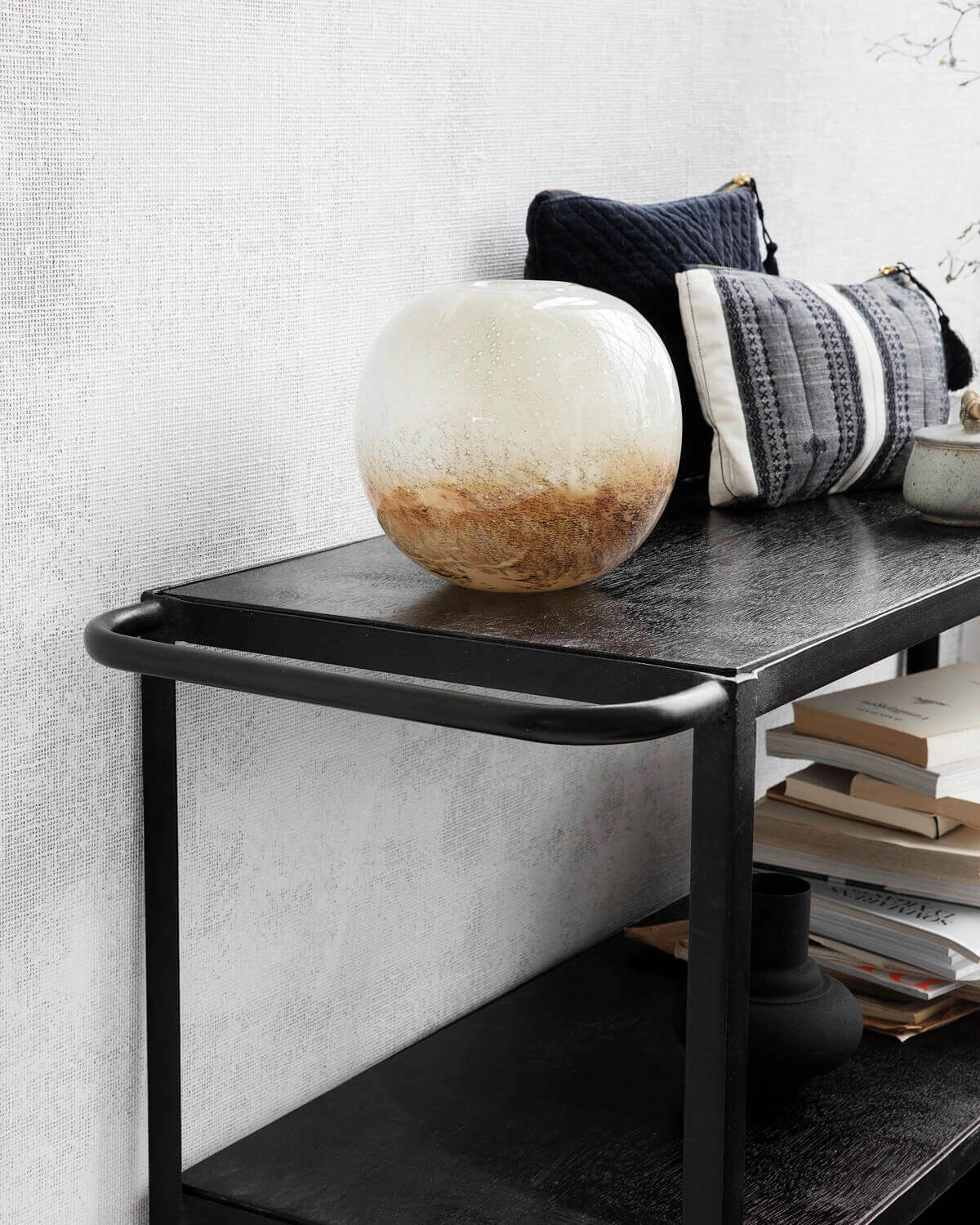 House Doctor lage trolley kast, zwart