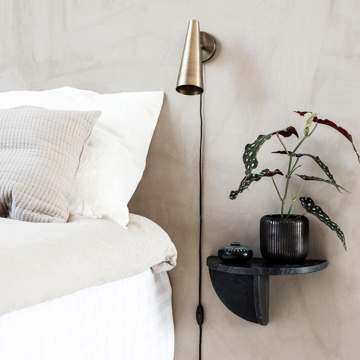 House Doctor Wandplank Mega van zwart marmer