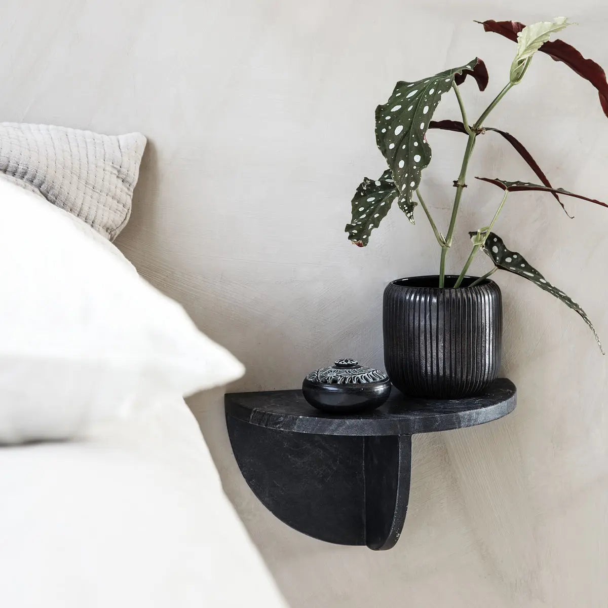 House Doctor Wandplank Mega van zwart marmer
