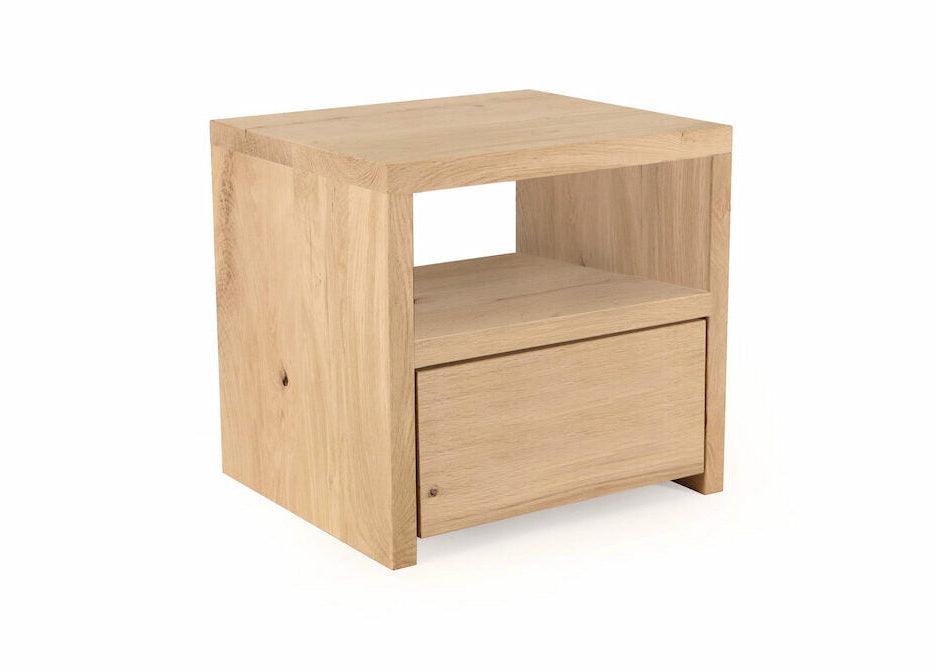 Eiken nachtkastje met 1 lade
