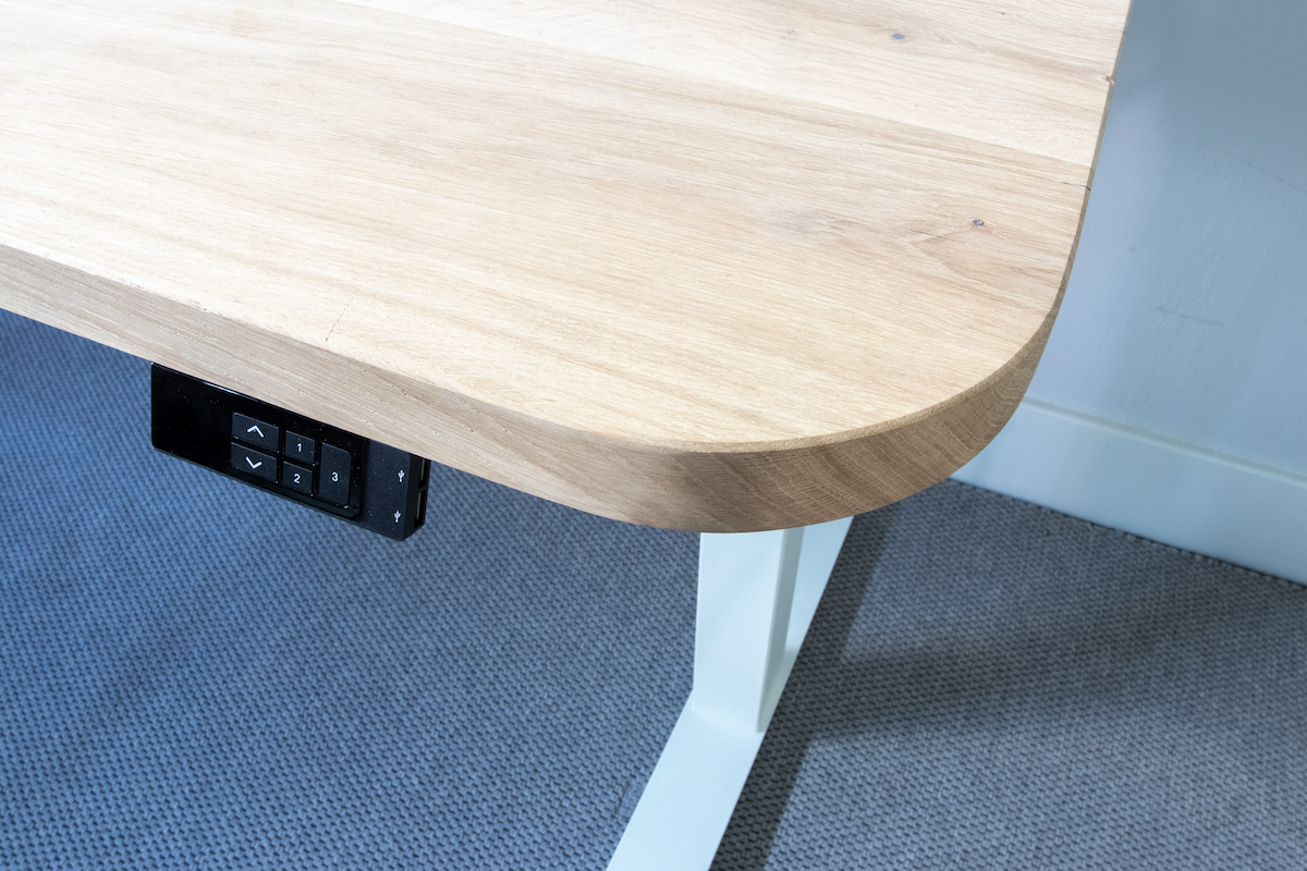 Zit sta bureau Eikenhout 160 cm met ronde hoeken