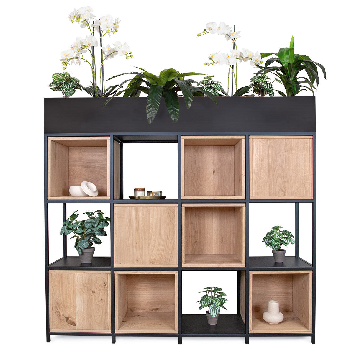 Vakkenkast met plantenbak